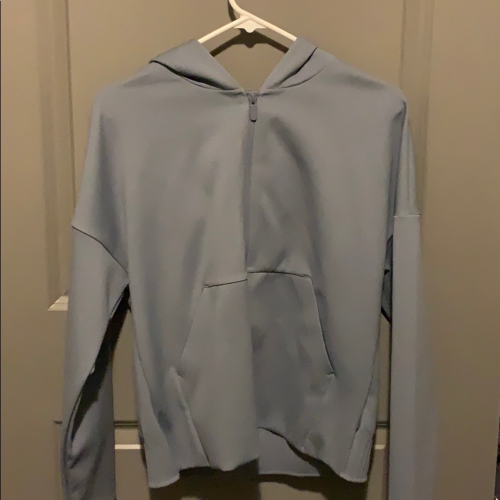 WORN ONCE Lululemon cool down jacket